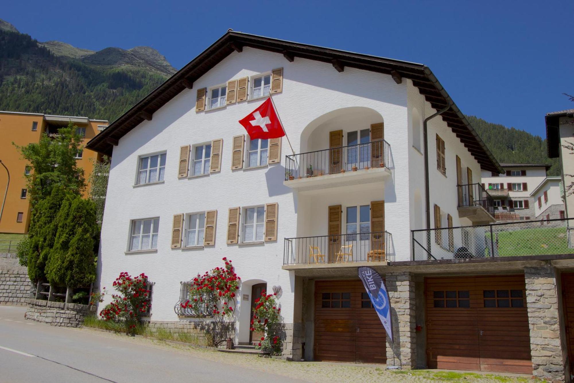Chalet Cuore Delle Alpi Airolo Luaran gambar